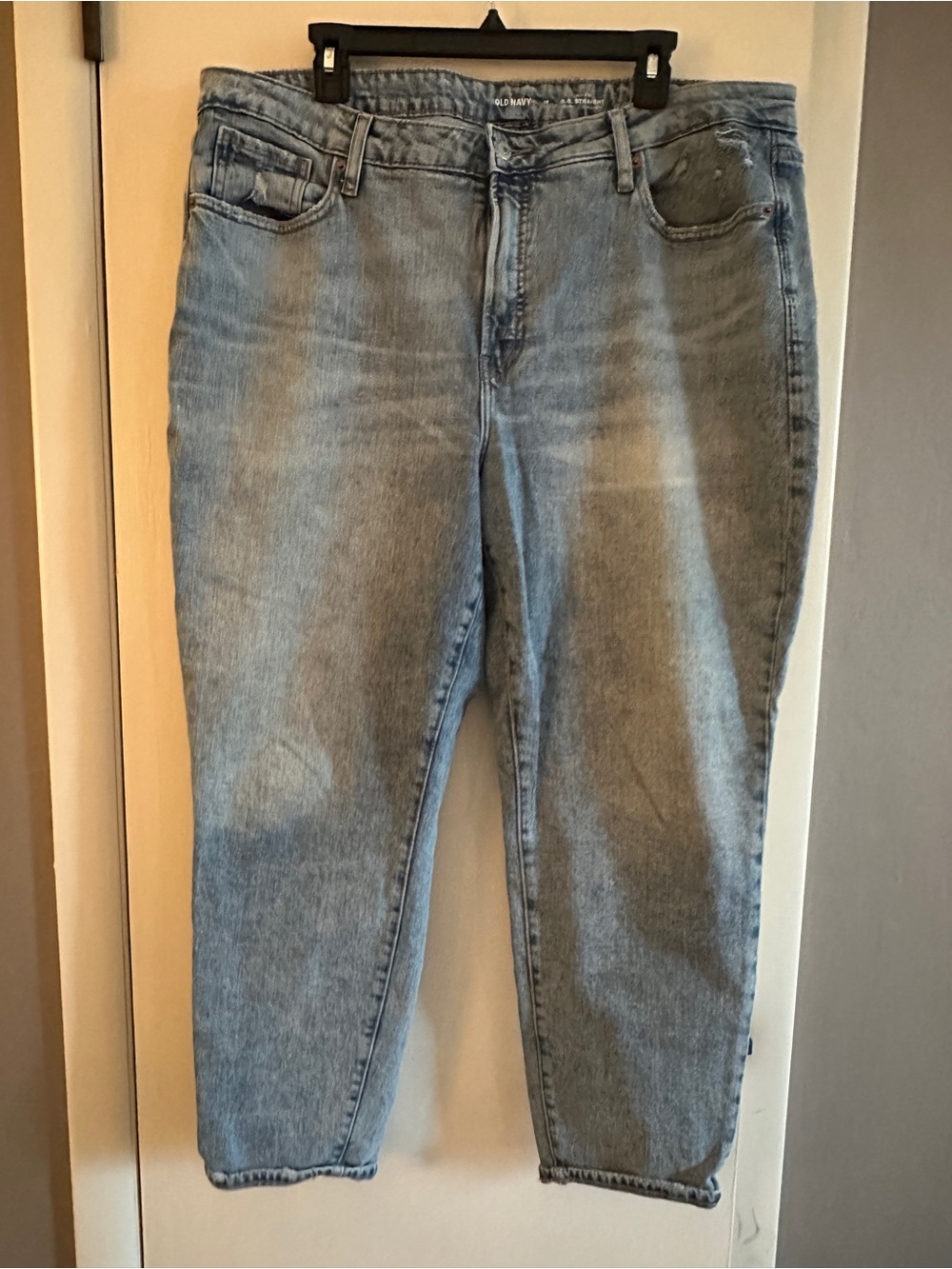 Old Navy Women’s Light Blue Ankle Crop Jeans